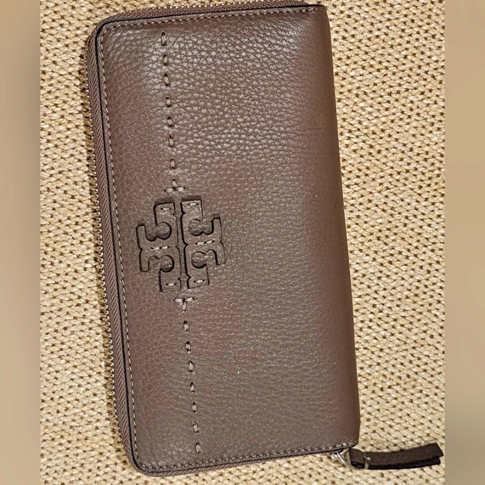 Tory Burch Brown Leather Zip Wallet